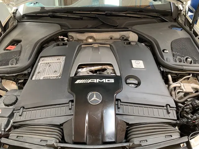 Motor Mercedes-Benz